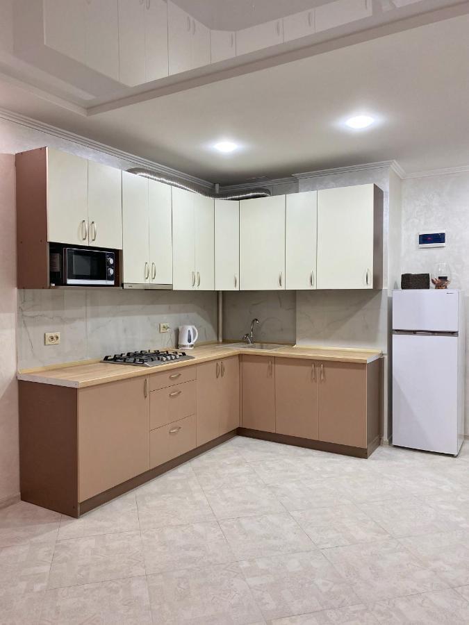 Apartment In Khmelnytsky Street Lviv Dış mekan fotoğraf
