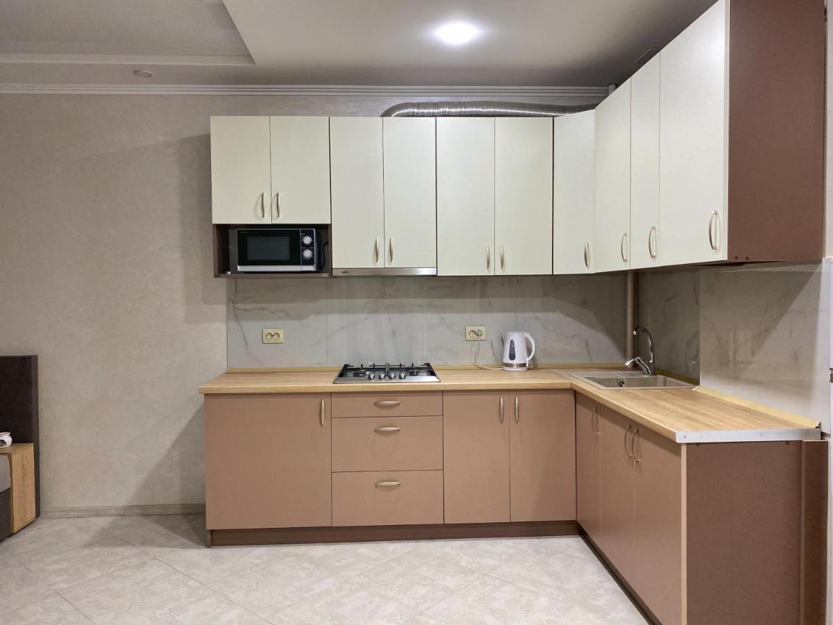 Apartment In Khmelnytsky Street Lviv Dış mekan fotoğraf