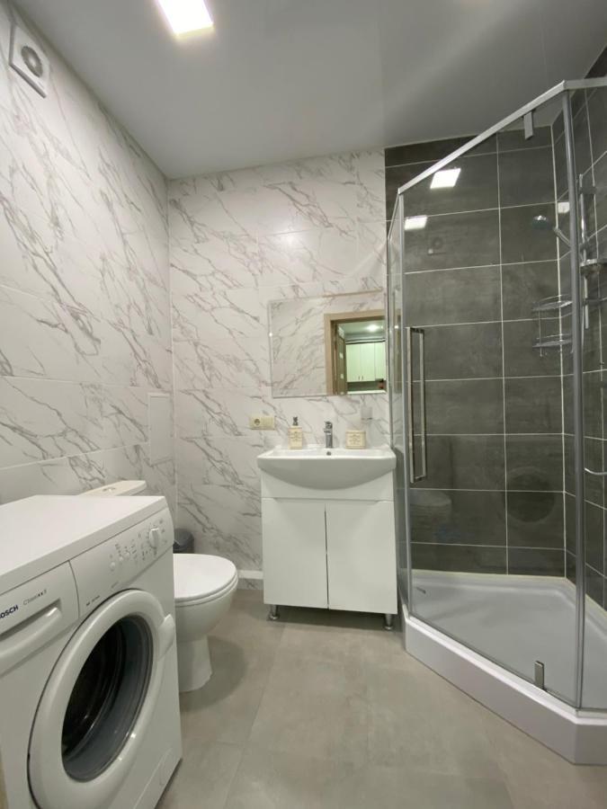 Apartment In Khmelnytsky Street Lviv Dış mekan fotoğraf