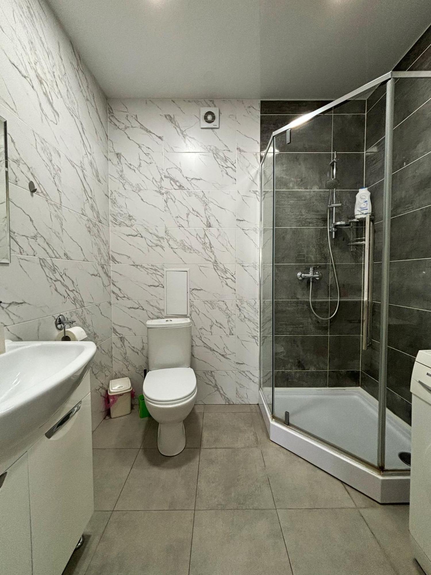 Apartment In Khmelnytsky Street Lviv Dış mekan fotoğraf